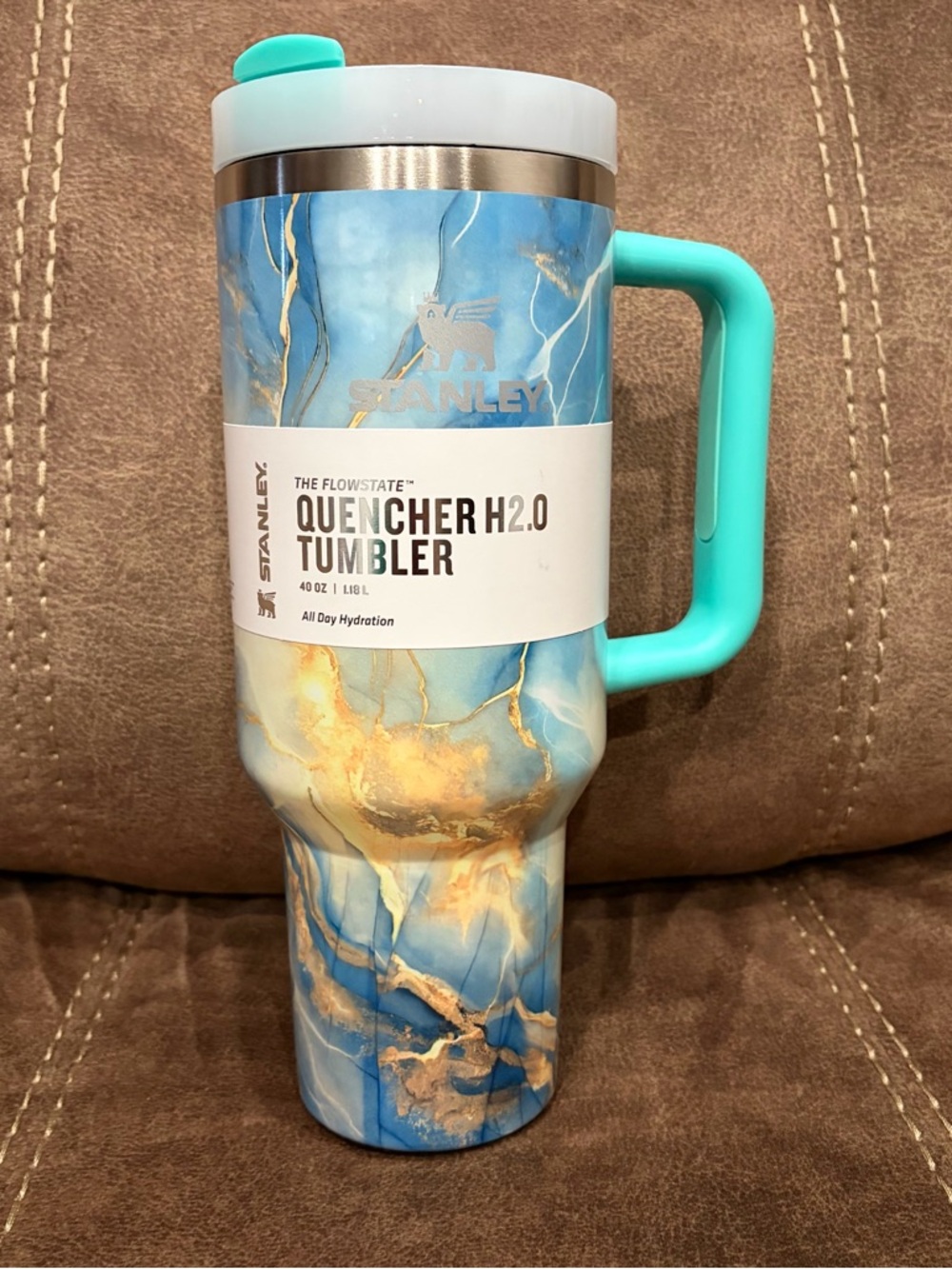 Stanley Quencher H2.0 Tumbler - Blue and Gold Marble